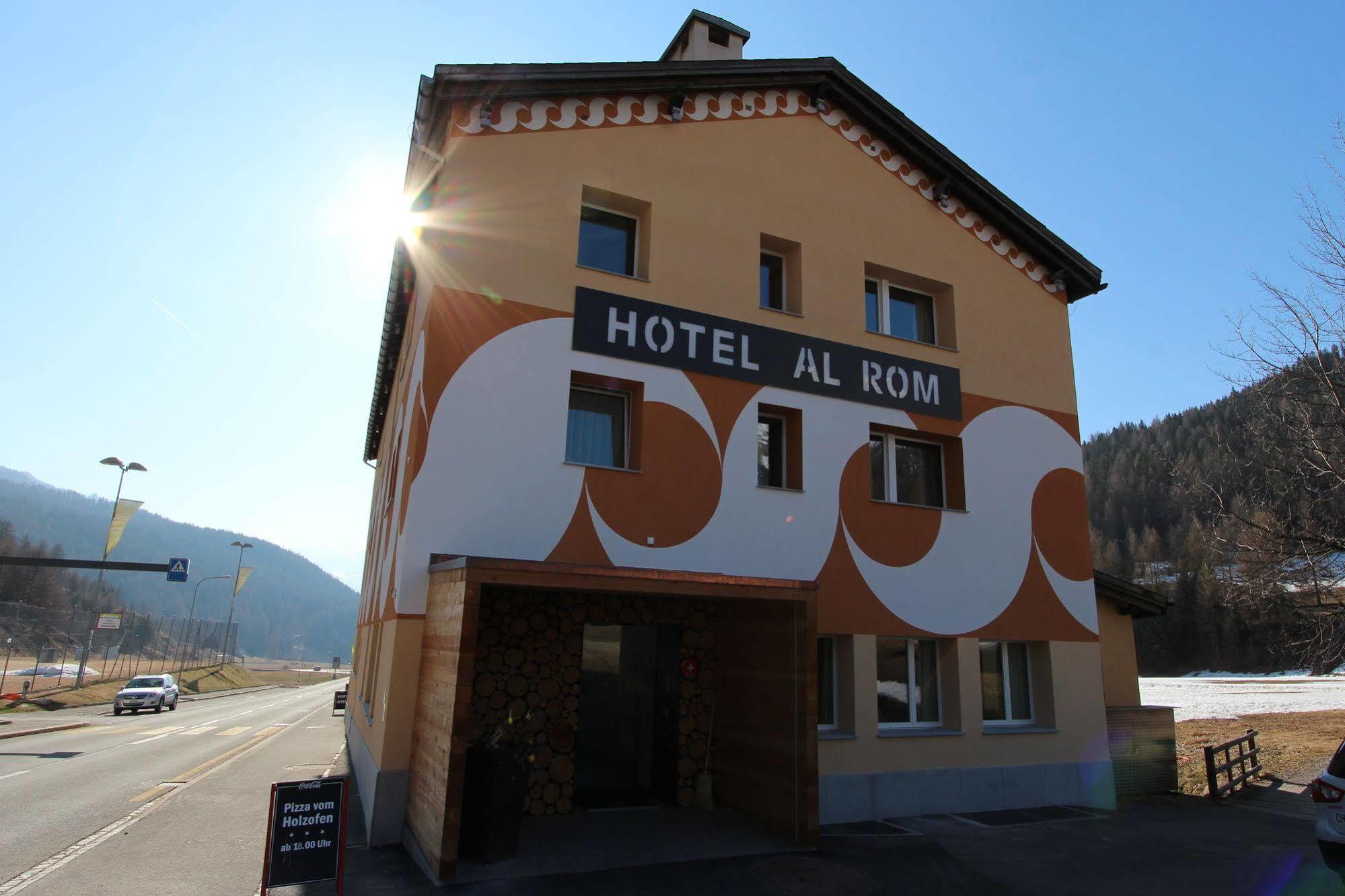 Hotel Al Rom Tschierv ภายนอก รูปภาพ