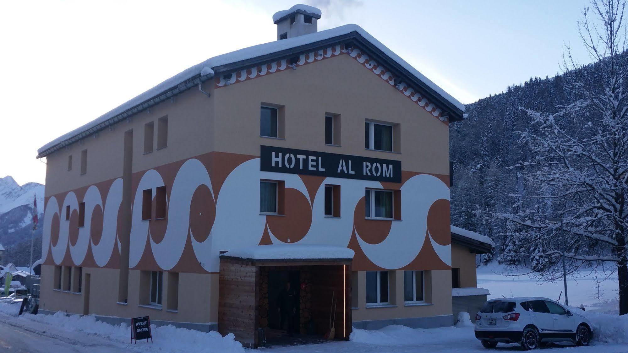 Hotel Al Rom Tschierv ภายนอก รูปภาพ