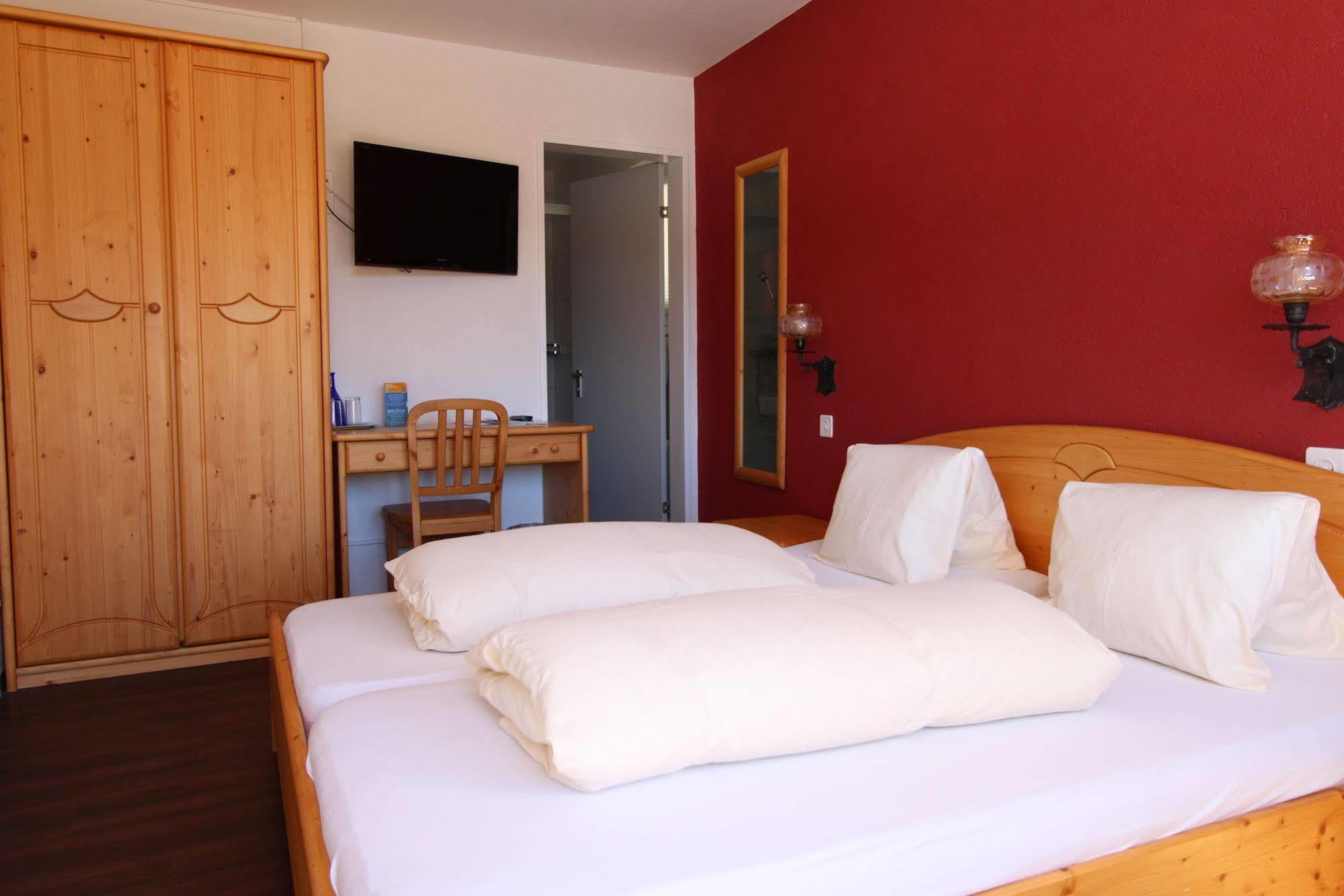 Hotel Al Rom Tschierv ภายนอก รูปภาพ